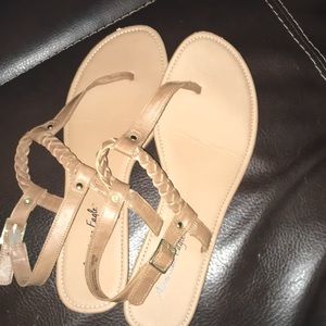American Eagle brown Sandals